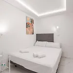 Luxurious Granada Park Retreat لوس كريستيانوس