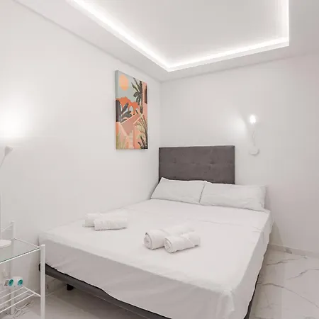 Luxurious Granada Park Retreat Лос Кристианос