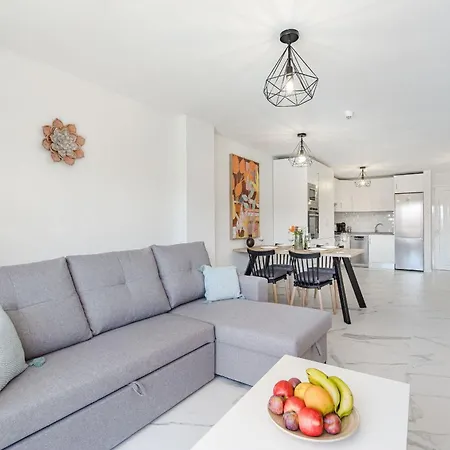 Luxurious Granada Park Retreat * Los Cristianos (Tenerife)