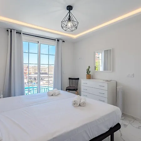 Luxurious Granada Park Retreat * Los Cristianos (Tenerife)