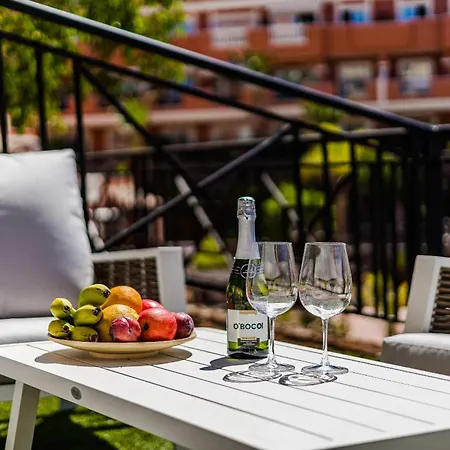 Luxurious Granada Park Retreat * Los Cristianos (Tenerife)