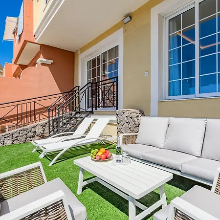Luxurious Granada Park Retreat شقة *