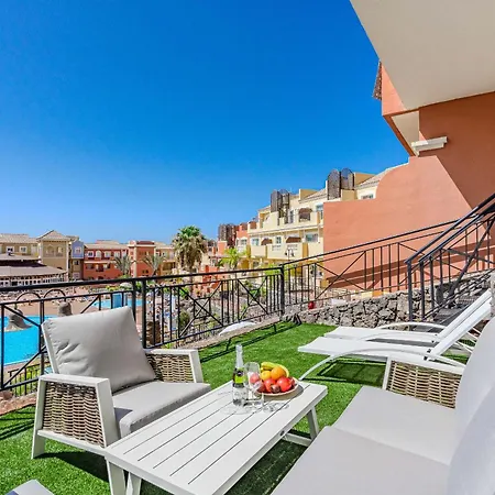 Luxurious Granada Park Retreat Лос Кристианос