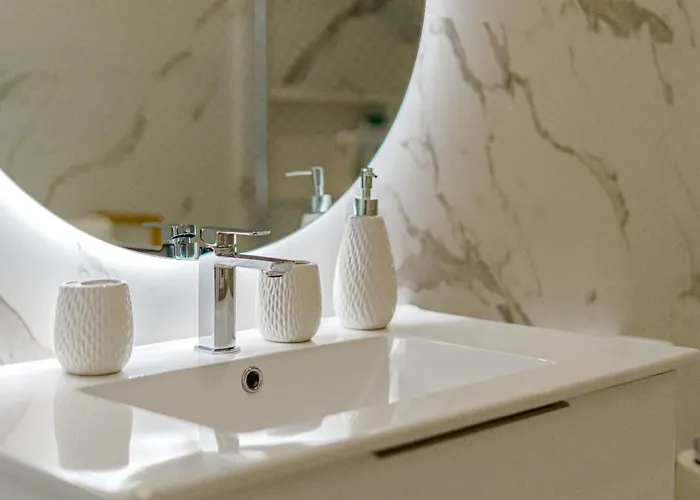 Luxurious Granada Park Retreat 洛斯克里斯蒂亚诺斯