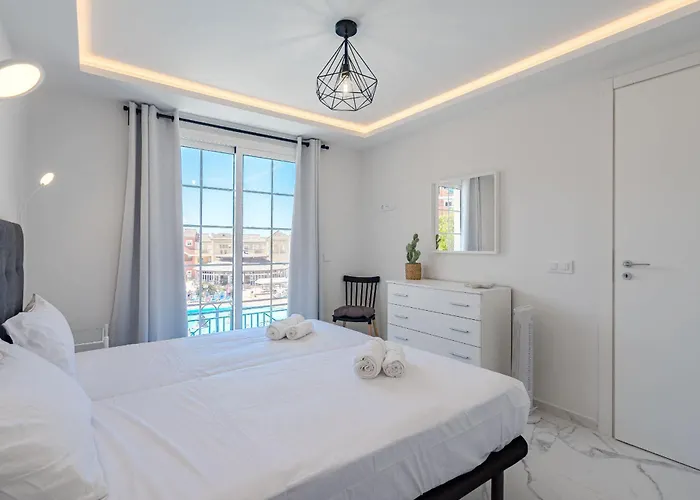 Luxurious Granada Park Retreat * 로스크리스티아노스