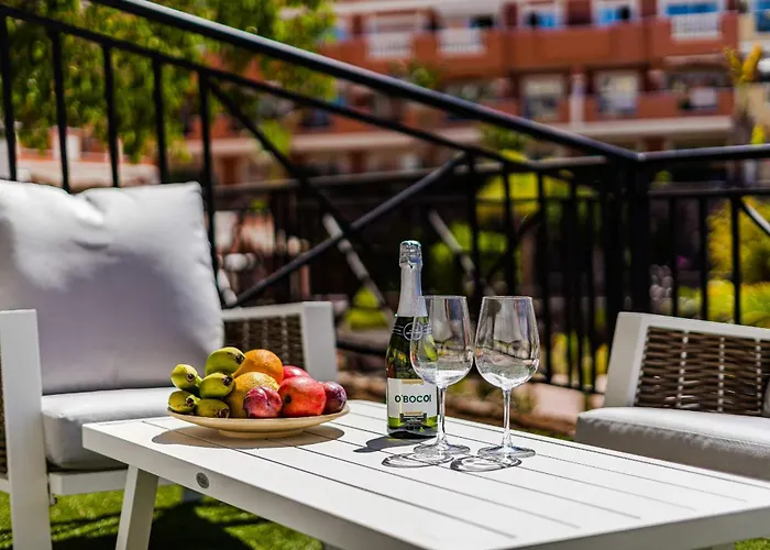 Luxurious Granada Park Retreat * 로스크리스티아노스